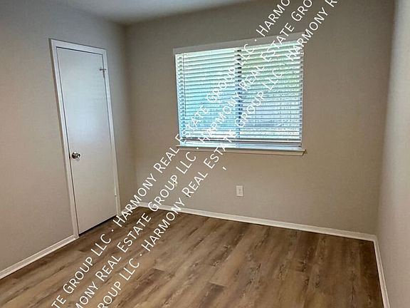 3rd image of 12218 Dundee Dr #A