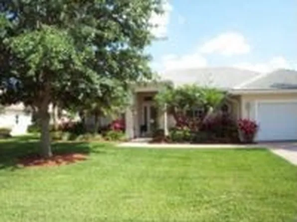 1717 SW Mockingbird Dr, Port Saint Lucie, FL 34986