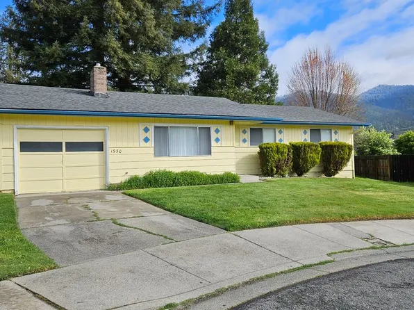 1950 NW Michelle Way, Grants Pass, OR 97526