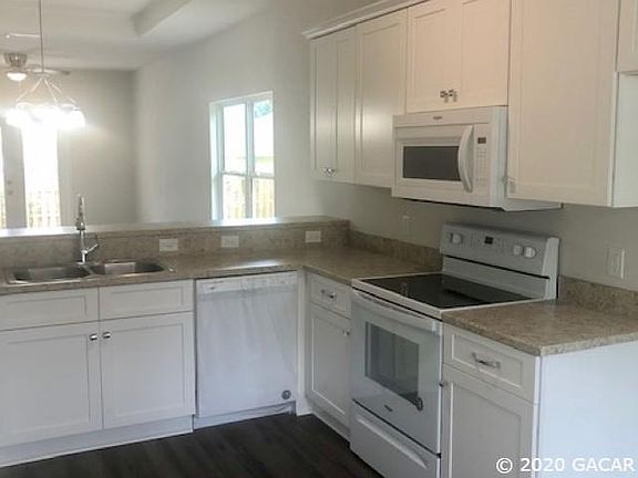 5th image of 13601 NW 158th Ave