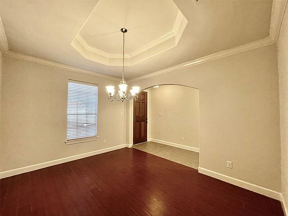 5th image of 811 Admiral Bay Ln