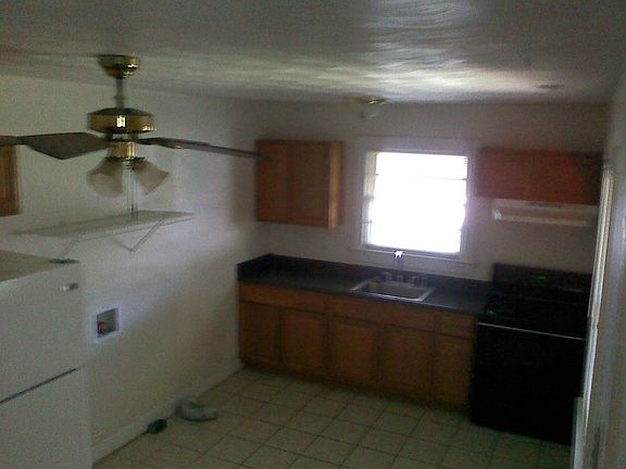 5th image of 2833 Dunkirk Ave