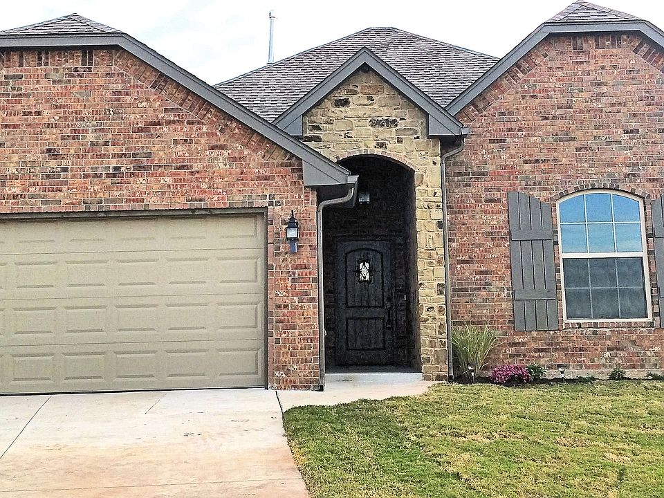1st image of 408 Hunters Glen Ct