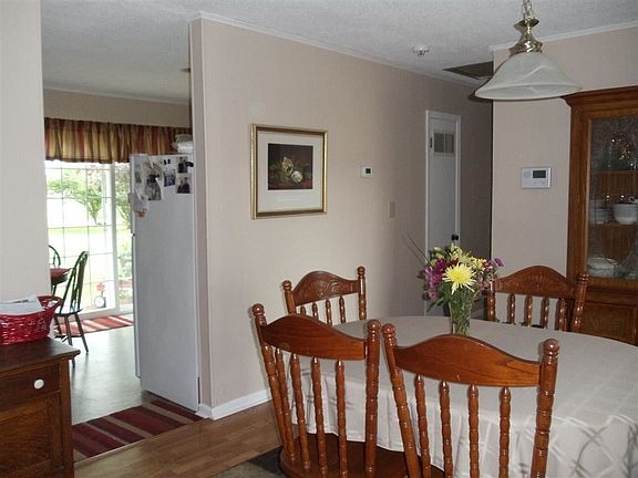 5th image of 1309 S Lee Cir