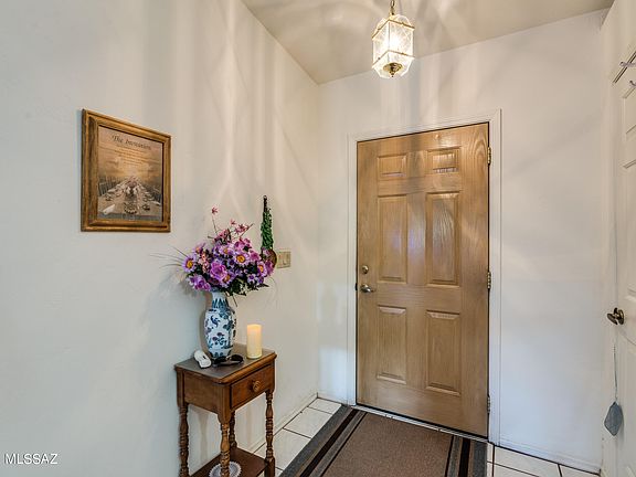 2nd image of 909 N Abrego Dr