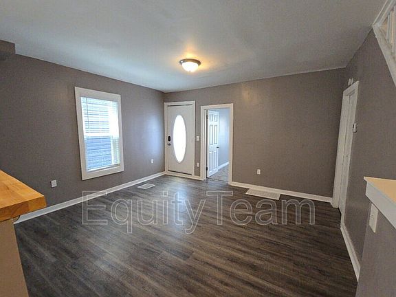 3rd image of 3314 Graydon Ave