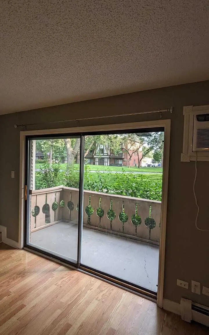 P002 / 17 Parkside Ct, Unit #3 - Unit... — Photo 3