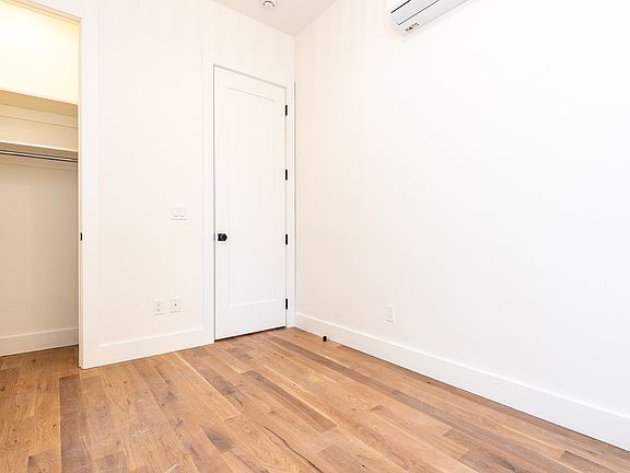 3rd image of 43 Kingston Ave #4A