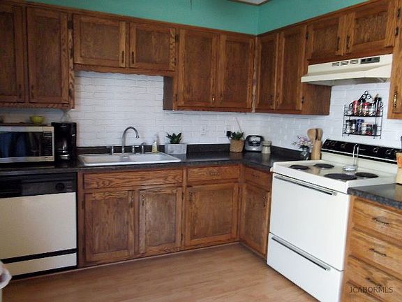 5th image of 5408 Bagnall Dr