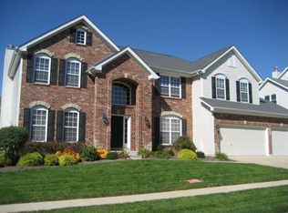 3046 Windsor Point Dr, Saint Louis, MO 63129
