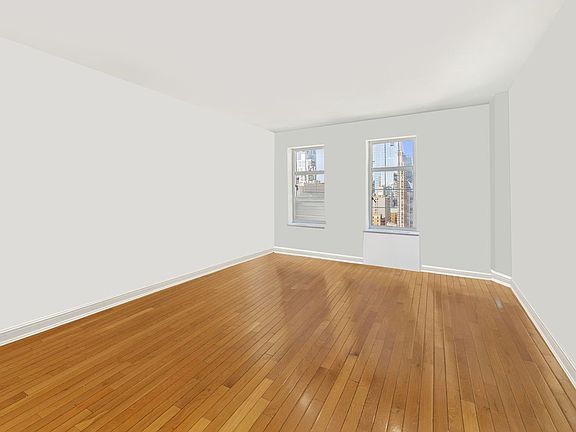 3rd image of 465 W 23rd St APT 16H