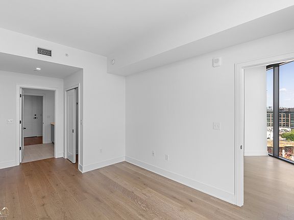2nd image of 788 W Marietta St #604