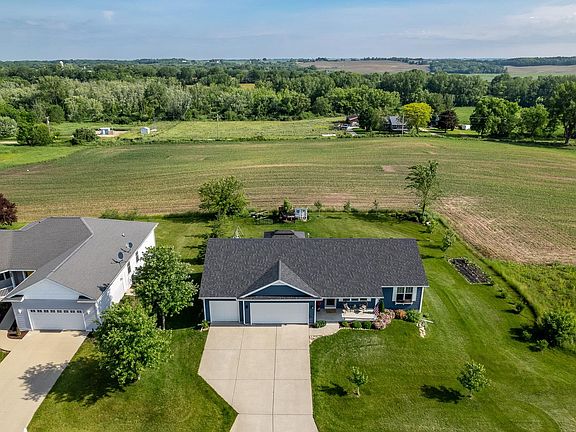 3rd image of 505 Gavin Dr