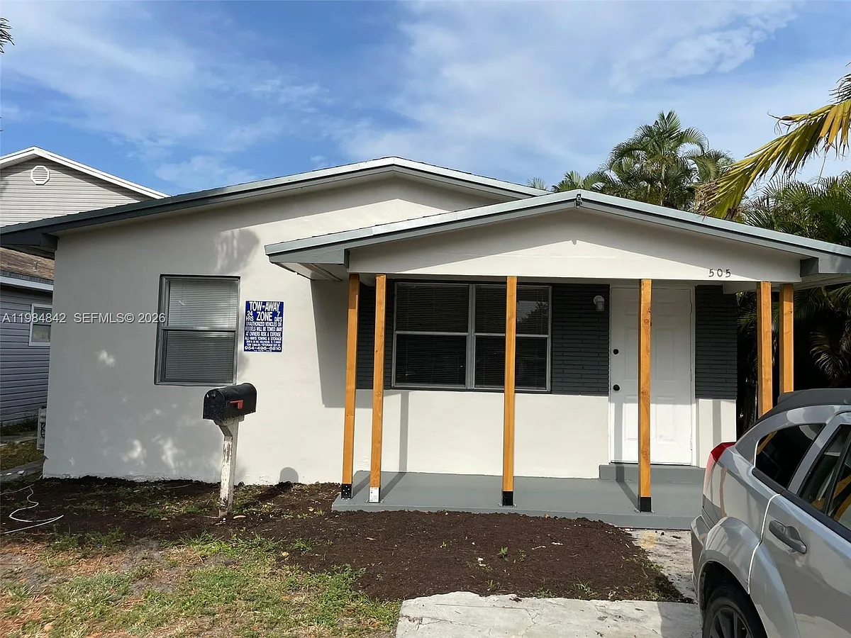 Building Photo - 505 N 24th Ave #1