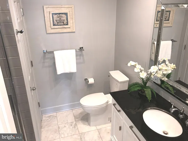 5918 Barbados Pl #202 — Photo 26