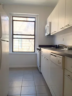 Rented by Living New York | media 8