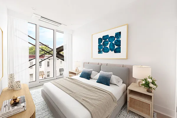 Sold by SERHANT. | media 3