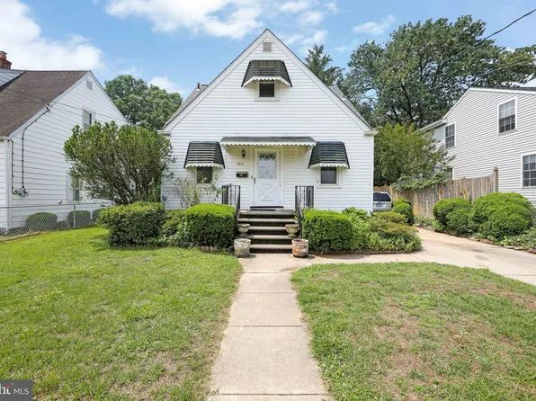 140 Oak Ave, Westville, NJ 08093