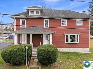 4429 Hecktown Rd, Bethlehem, PA 18020