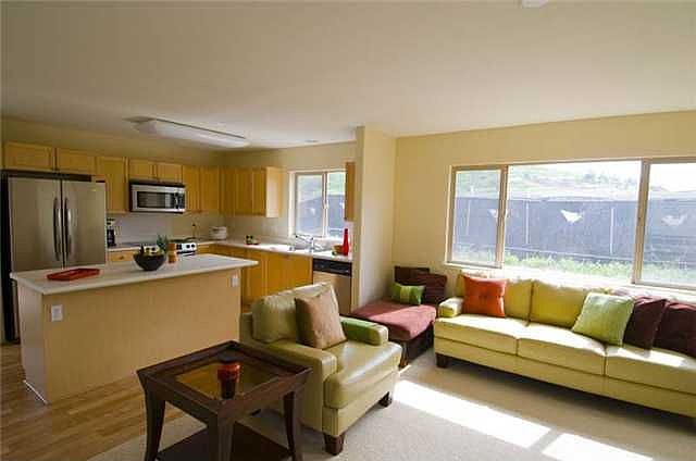 Entertainment area to Kitchen