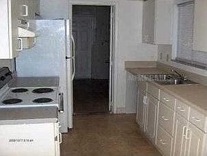 2nd image of 1874 Windmill Dr