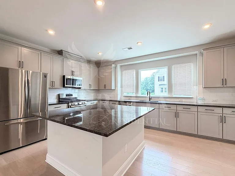 829 Amley Pl — Photo 18
