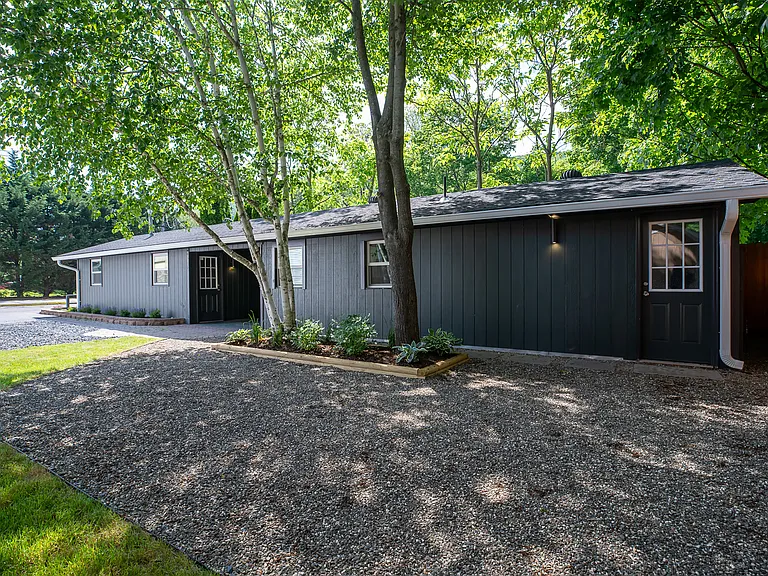 699 Jersey Ave #C — Photo 6