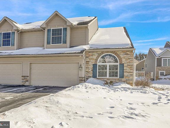 2nd image of 61 Regina Dr