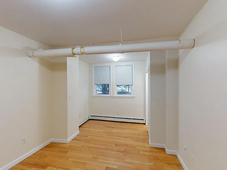 1640 Commonwealth Ave — Photo 4