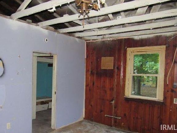 5th image of 25106 Medford St