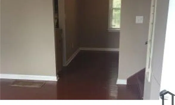 4 bed, 1800 sqft, $1,900 — Photo 4