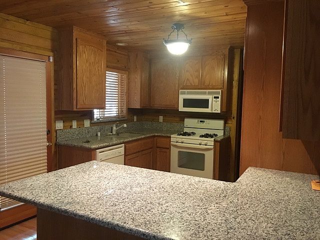 1st image of 38412 Beresford Way