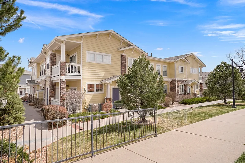 2 bed, 2.0 bath, 1206 sqft, $2,000 — Photo 3