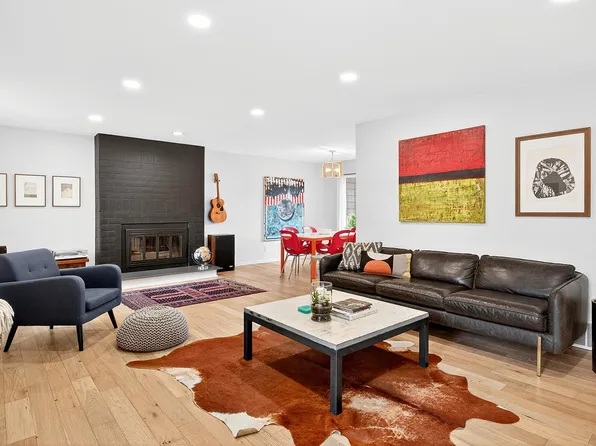 409 8th St SE, Minneapolis, MN 55414