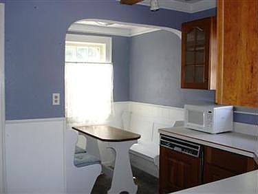 4th image of 5832 Chestnut Hills Dr