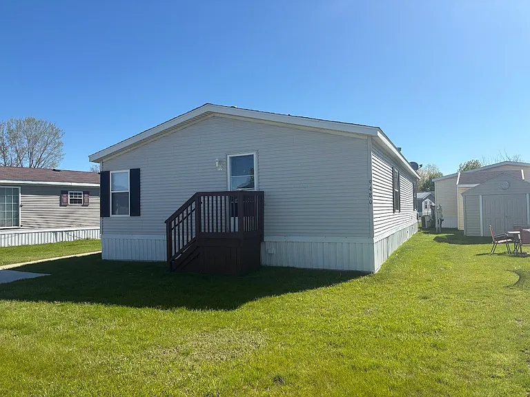 9480 Foxwell Cir — Photo 1