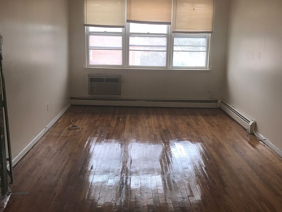 1st image of 1287 E 73rd St #3