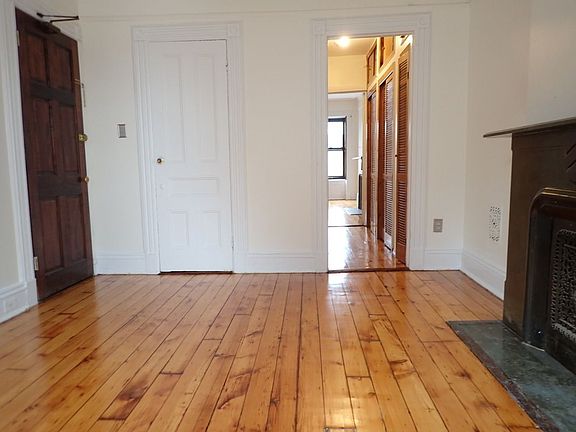 2nd image of 308 Saint James Pl #4