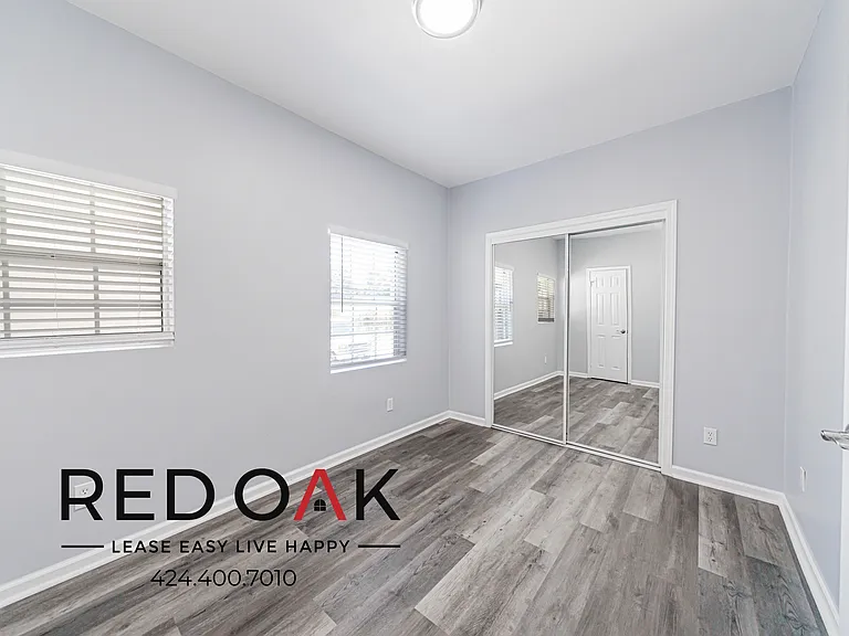 1032-1036 S Normandie Ave #1032-101 — Photo 7