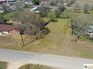 W Austin St, Luling, TX 78648