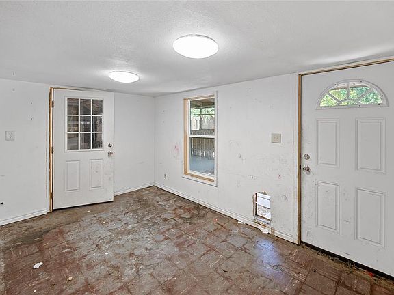 4th image of 4110 Fuqua Street