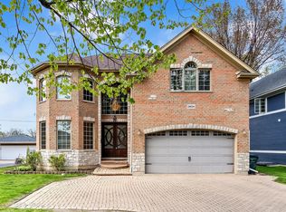 2804 Central Rd, Glenview, IL 60025