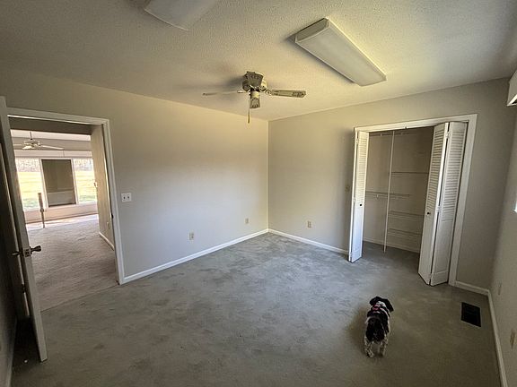3rd image of 101 Aviator Ln