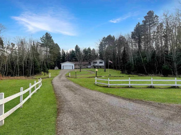 4575 Sandy 16.65 Ln, Escanaba, MI 49829