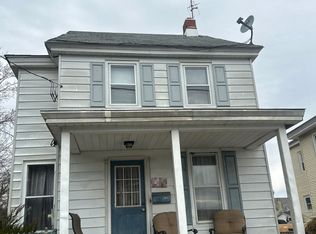 315 2nd St, Swedesboro, NJ 08085