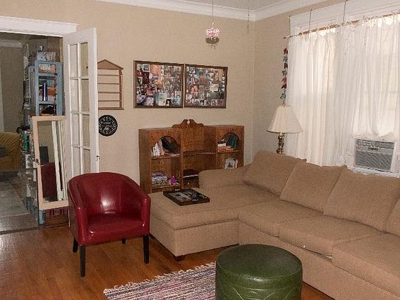 5th image of 2235 W Superior St #2