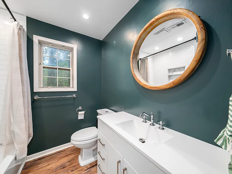 167 Bentley Pkwy — Photo 9