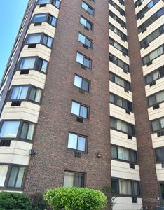 7337 S South Shore Dr APT 420, Chicago, IL, 60649