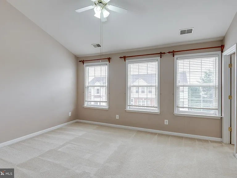 43794 Virginia Manor Ter — Photo 21