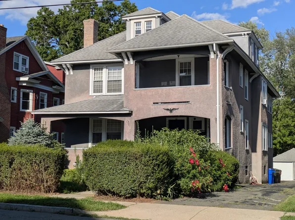 106 Maplewood Avenue, West Hartford, CT 06119